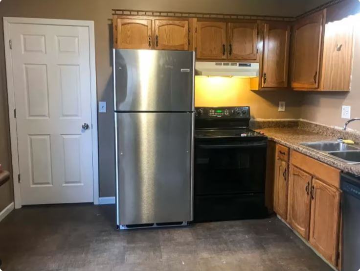 5516 Nw Cimarron Dr - Photo 3 of 10