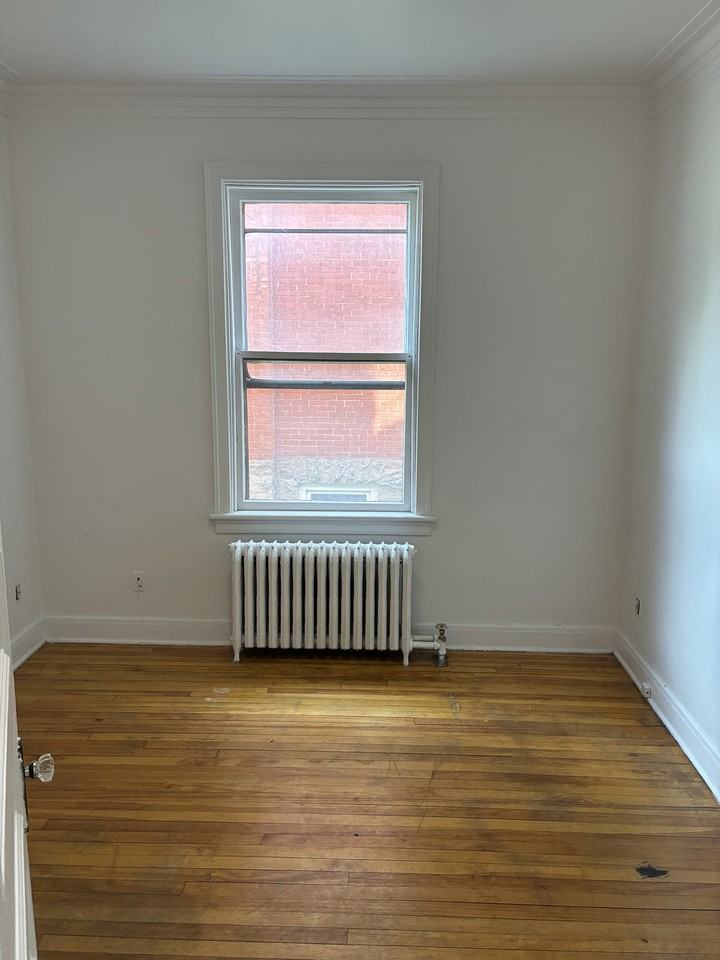 255 Daly Avenue #1 - Photo 3 of 45