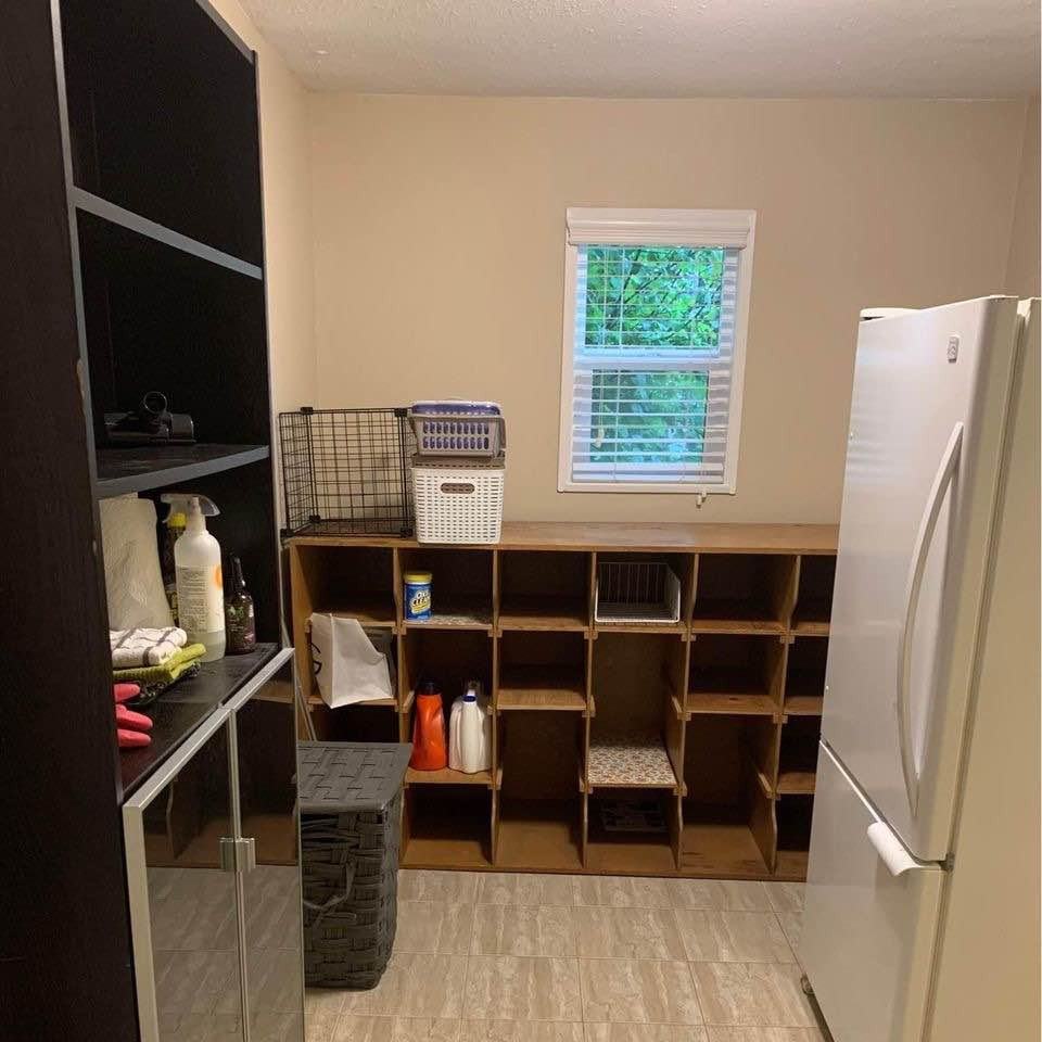 1471 Duthie Avenue - Photo 4 of 6