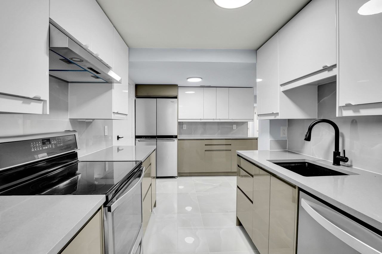 934 Smyth Road - Photo 5 of 18