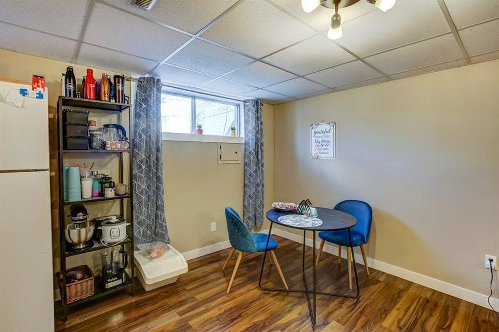 3511 1 St Nw - Photo 4 of 12