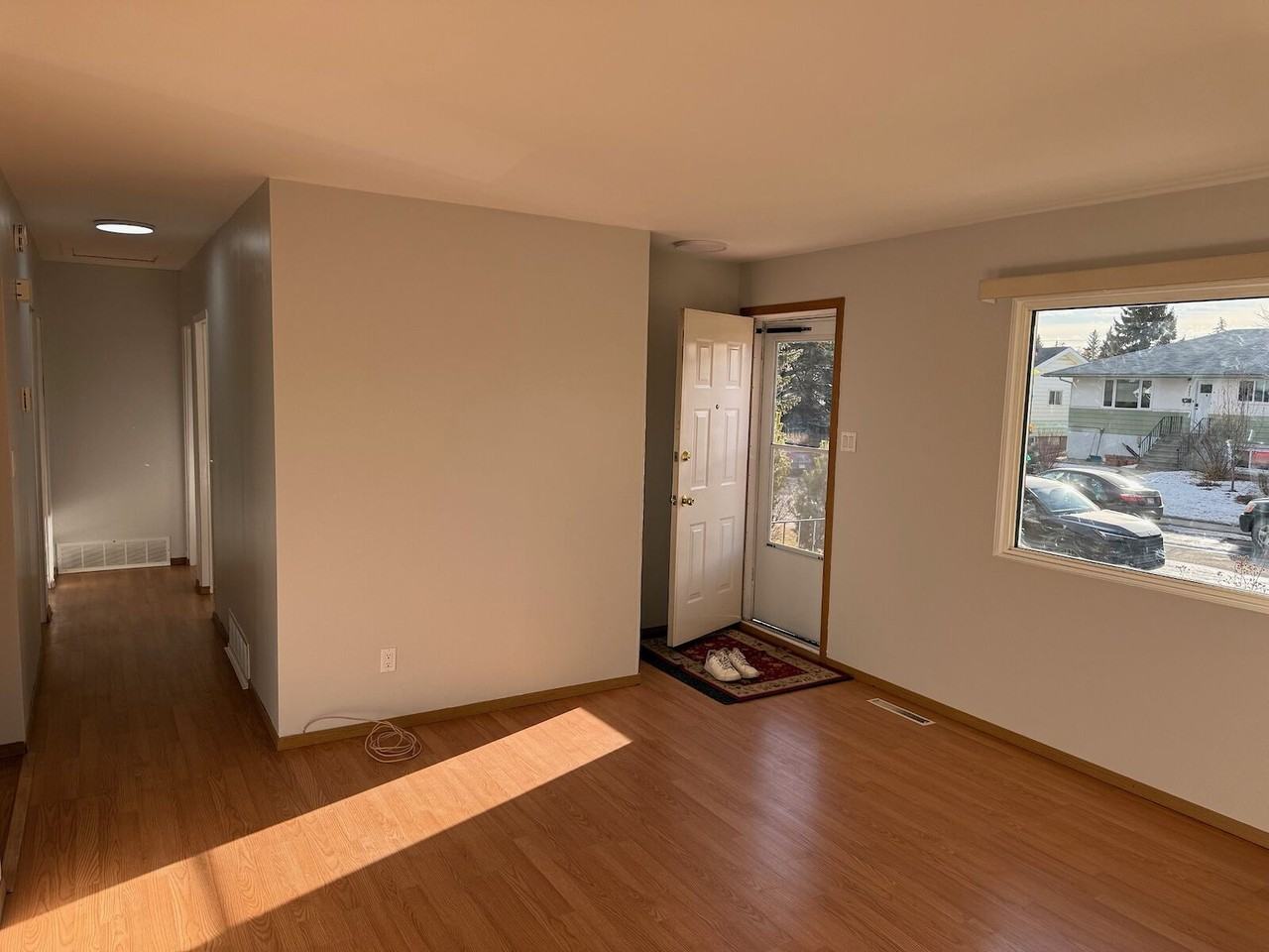 4220 7 Ave Sw - Photo 5 of 11
