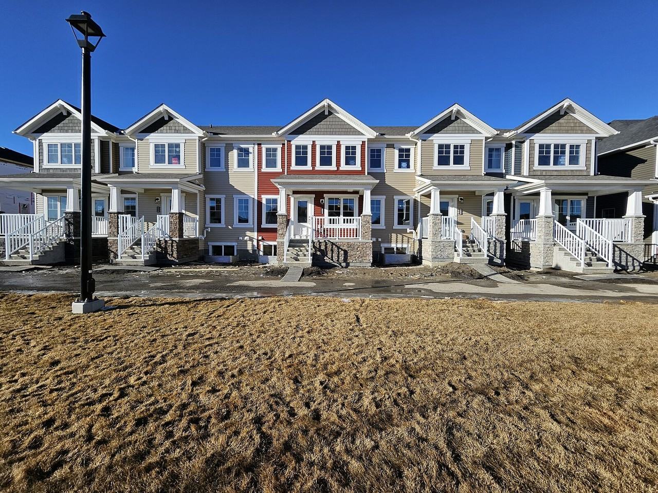 2224 Windbury Greenway Sw - Photo 4 of 19