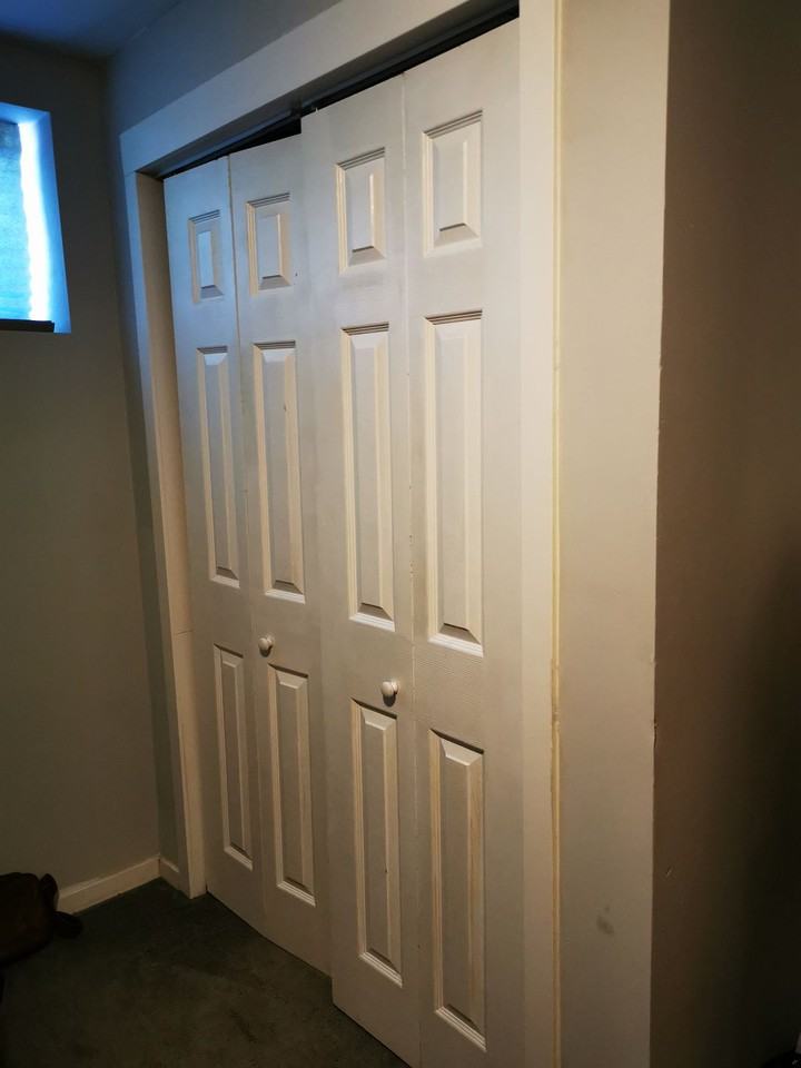 11033 135 St Nw - Photo 5 of 17