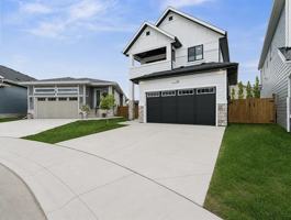 featured image of 80 Sunrise Heath