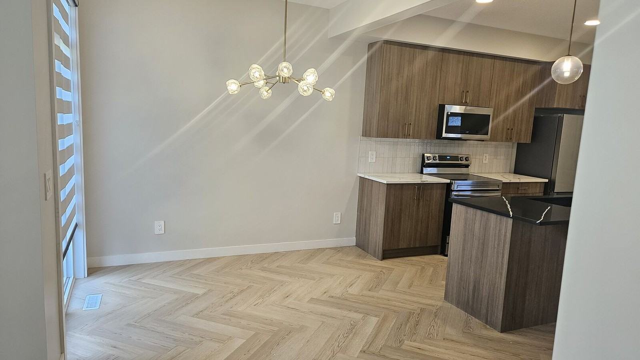 6322 27 Ave Sw - Photo 7 of 41