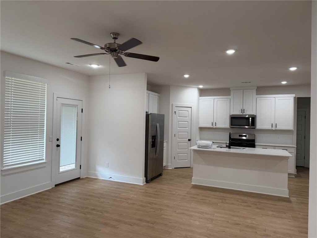 4804 W Sturgeon St - Photo 7 of 11