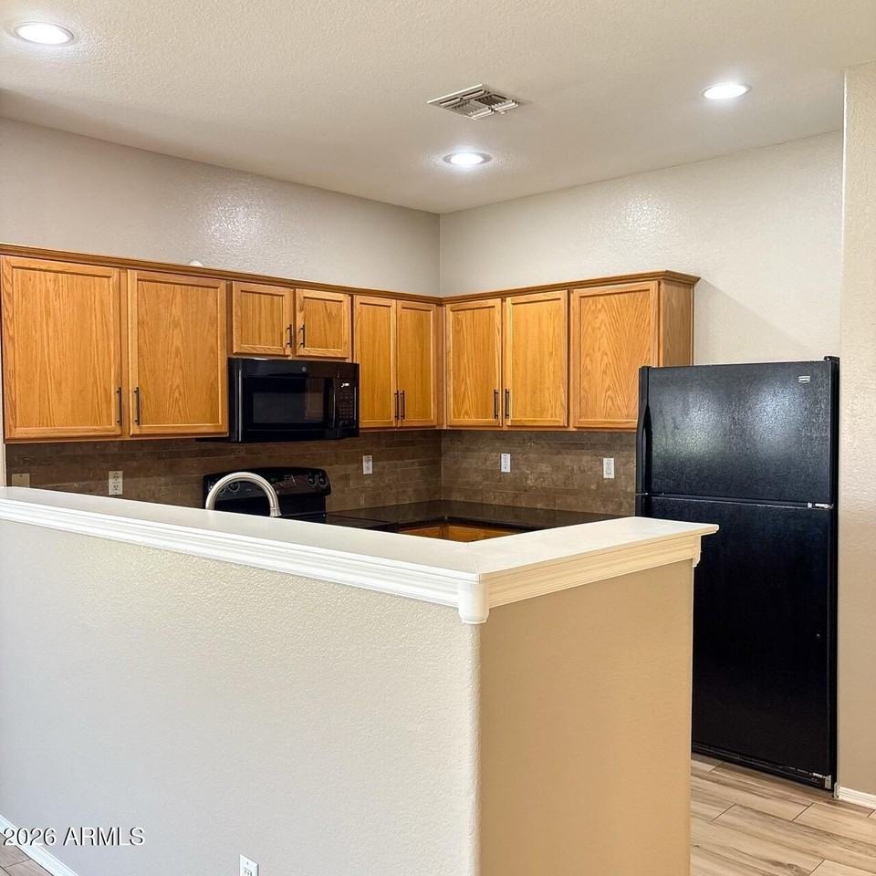 30239 N Bobcat Way - Photo 5 of 35
