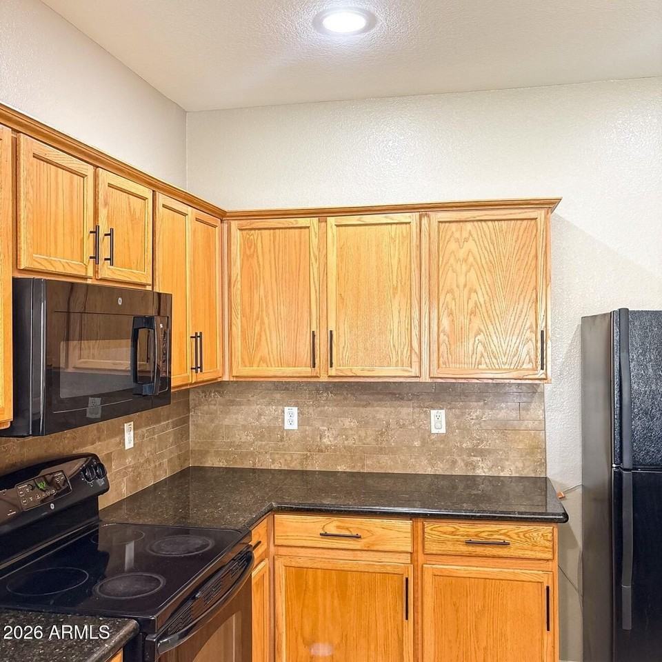 30239 N Bobcat Way - Photo 6 of 35