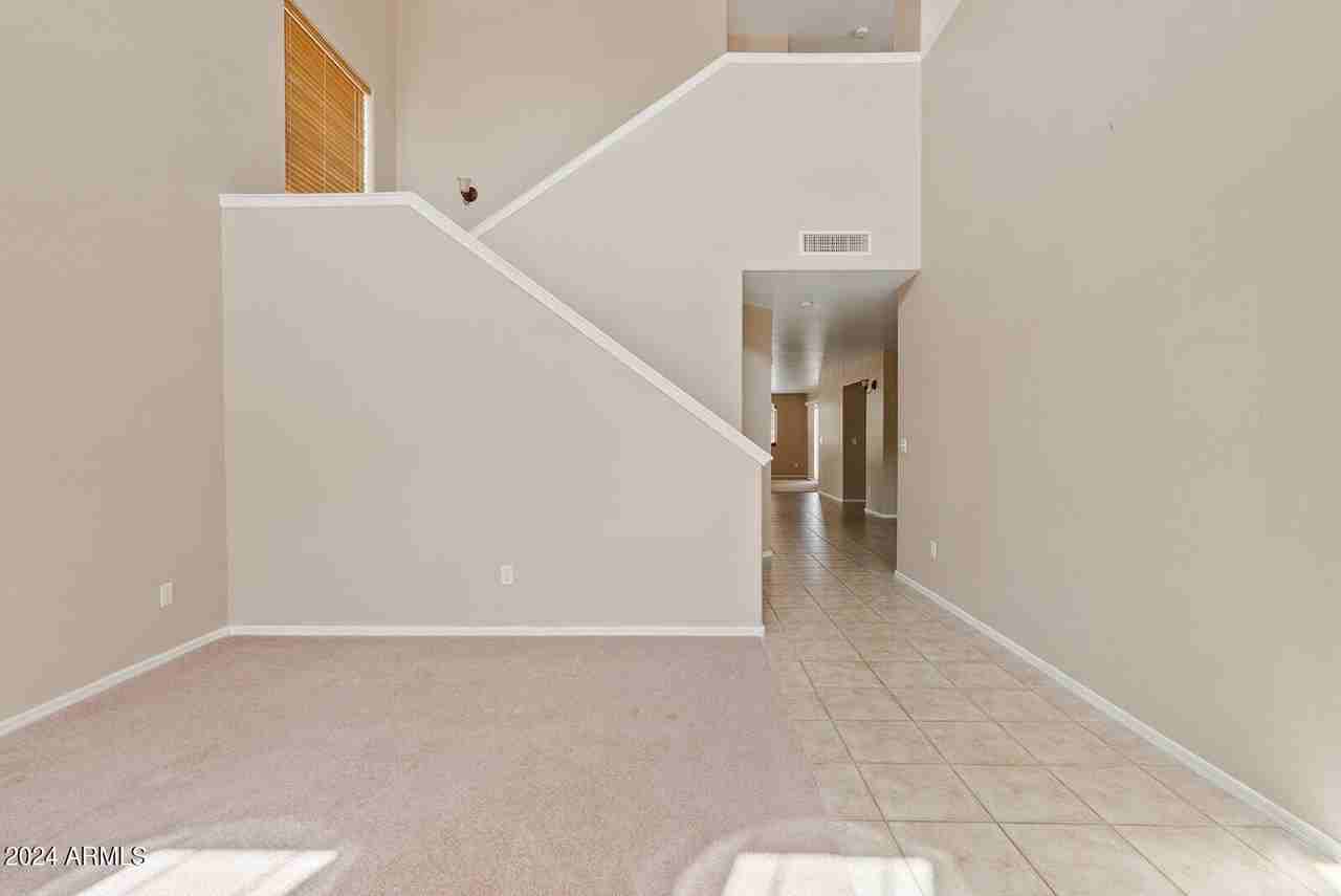 15410 N 169th Ln - Photo 4 of 39