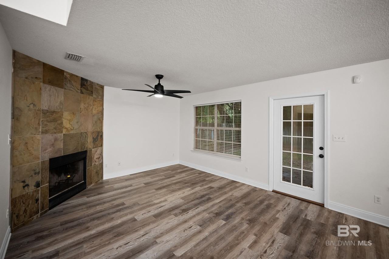 101 Davison Loop - Photo 5 of 25