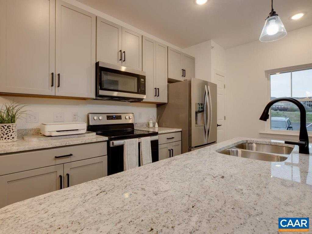 1270 Constitution Ct #202 - Photo 6 of 25