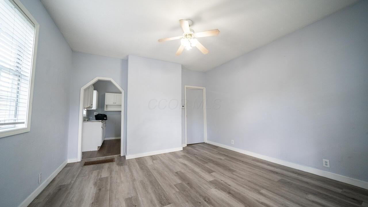 411 S Yale Ave - Photo 2 of 14