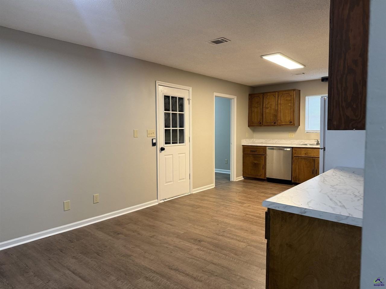 118 S Springs Dr - Photo 7 of 18