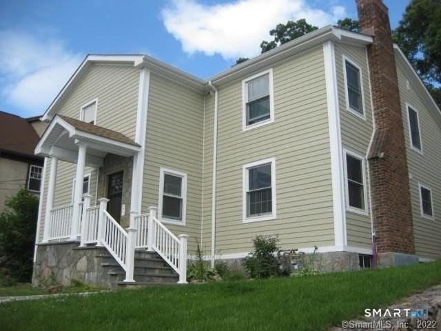 95 Highview Ave #2 - Photo 3 of 12
