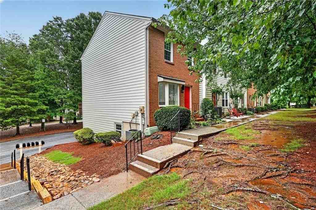 226 High Creek Dr - Photo 3 of 20