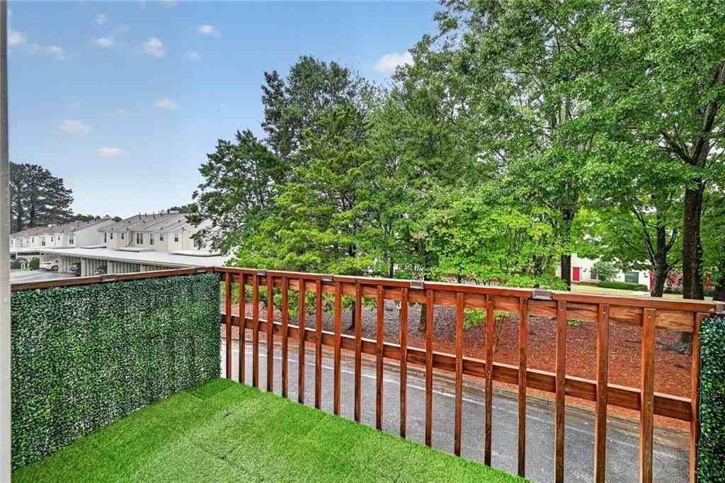226 High Creek Dr - Photo 4 of 20