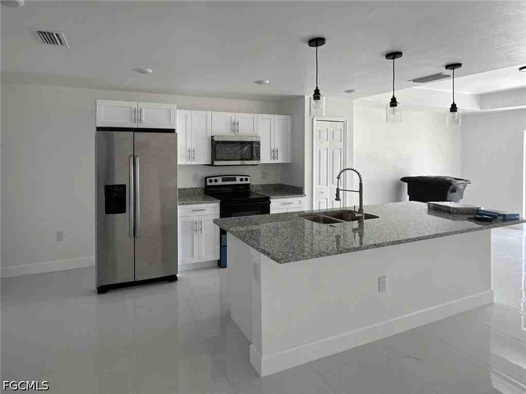 4788 Nelson Dr - Photo 2 of 6
