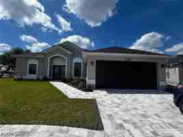 featured image of 2208 Nelson Rd N