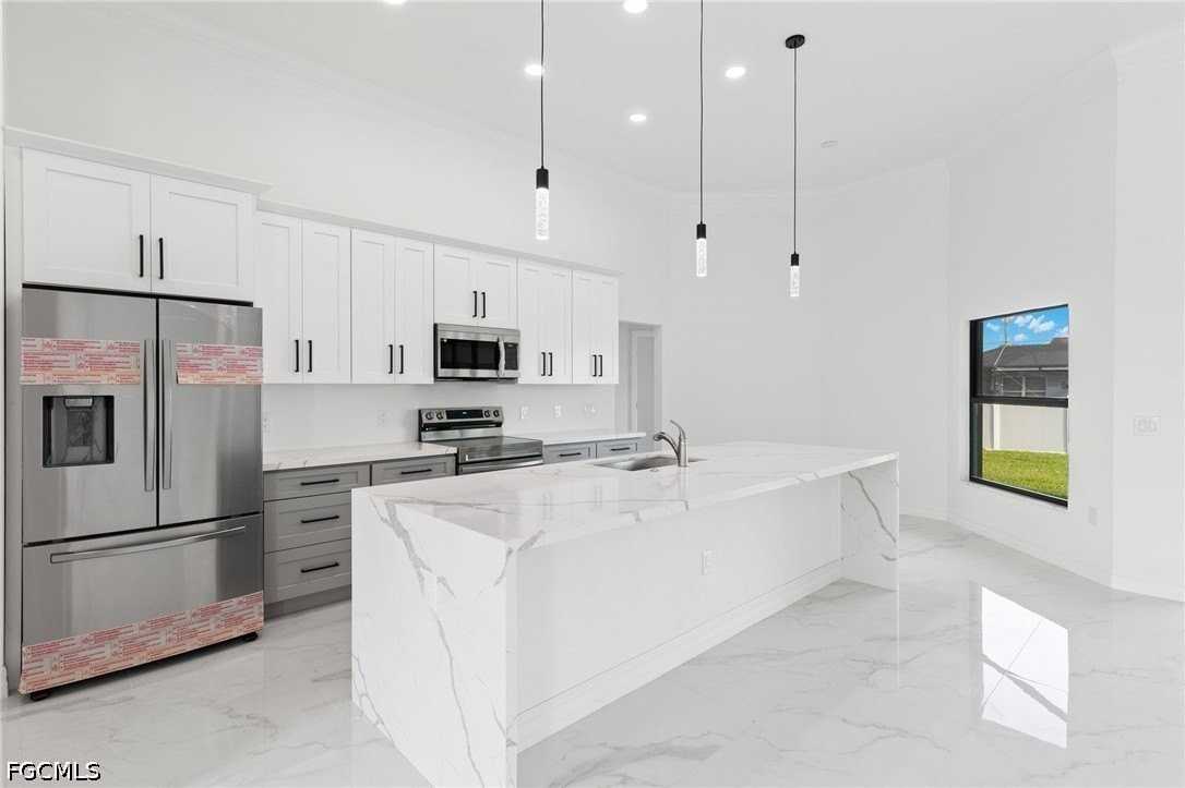 2208 Nelson Rd N - Photo 6 of 18