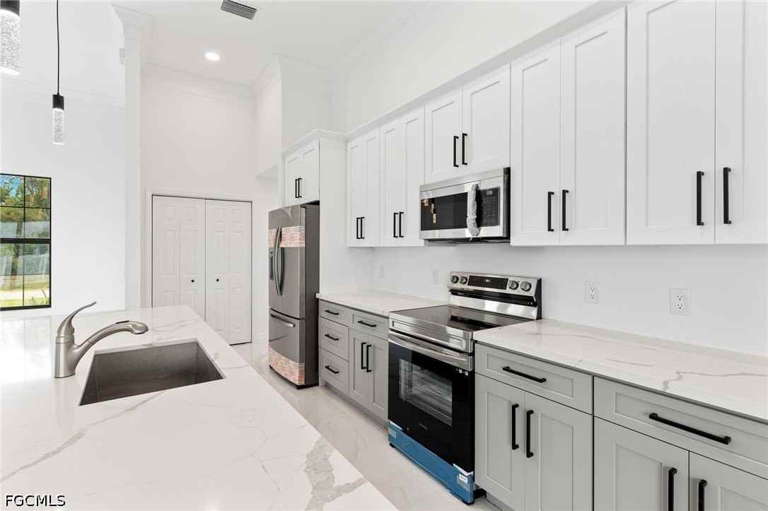 2208 Nelson Rd N - Photo 7 of 18
