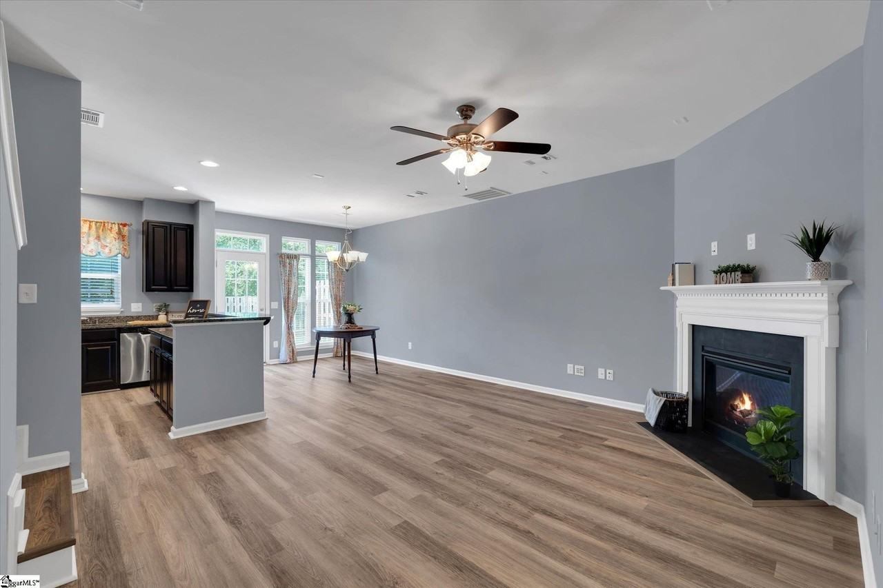 108 Awendaw Way - Photo 6 of 25