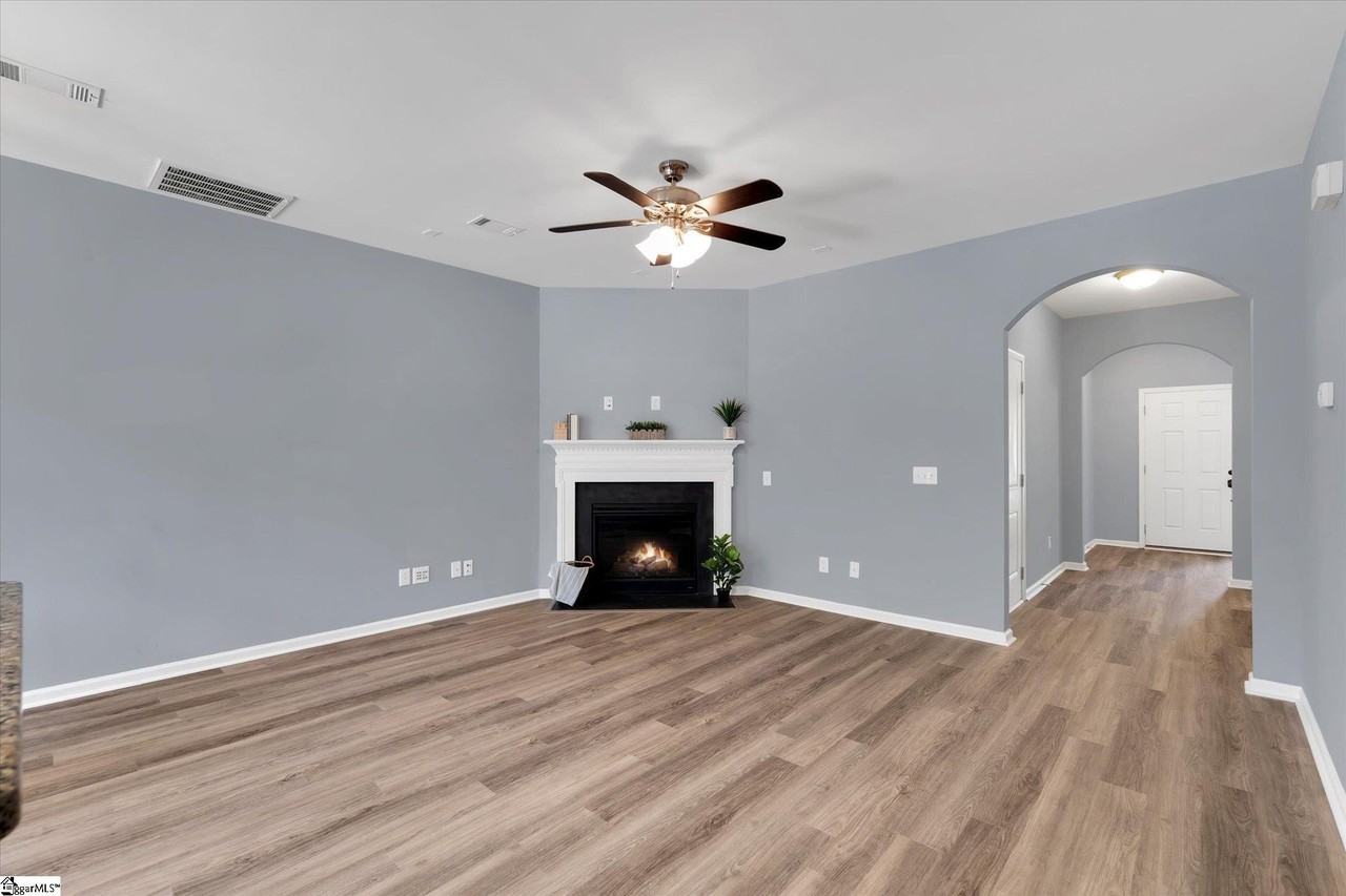 108 Awendaw Way - Photo 7 of 25