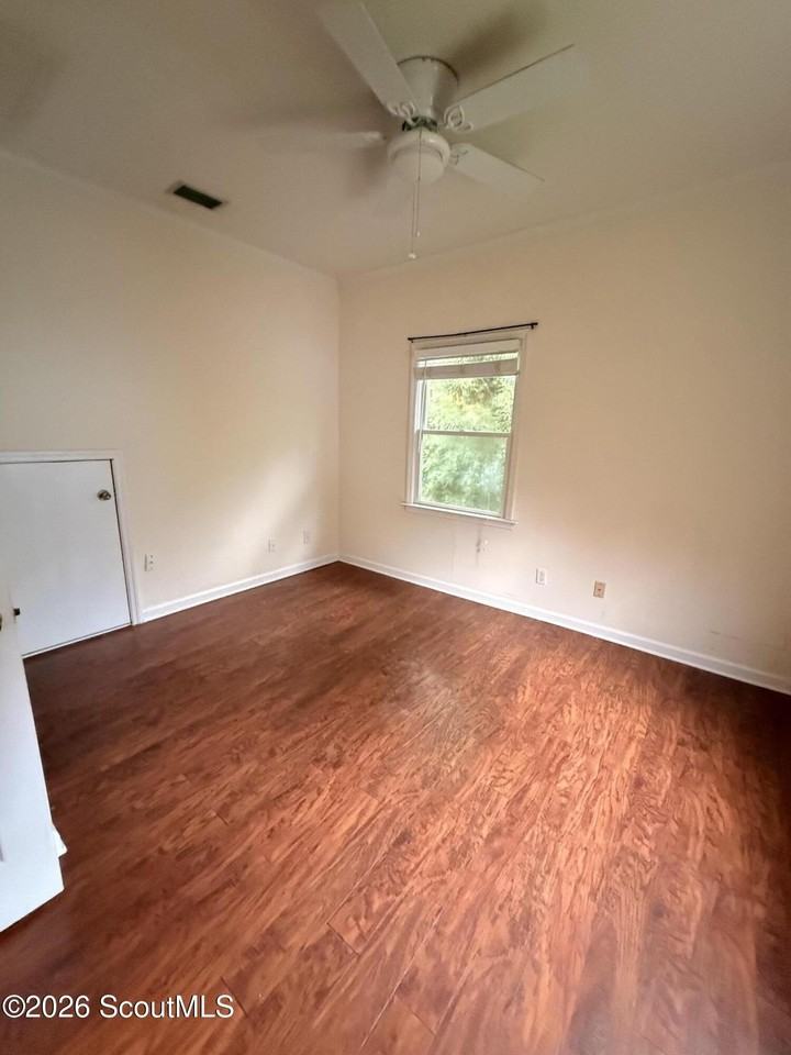 1245 George Lotson Ave - Photo 6 of 8
