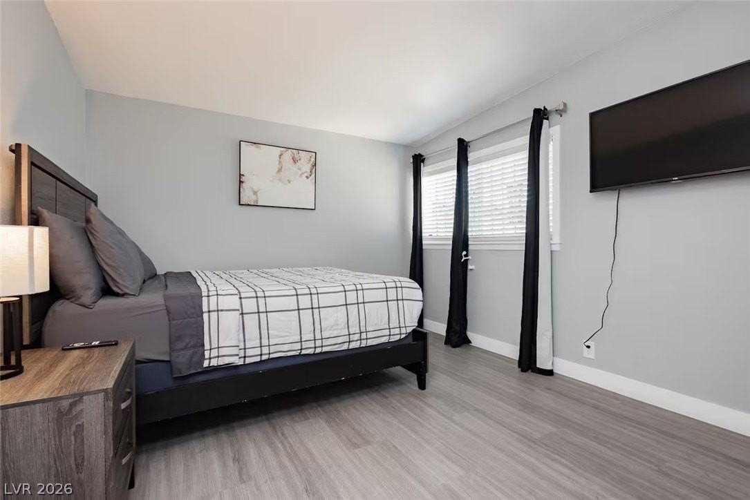 1634 Serenada Ave - Photo 6 of 12