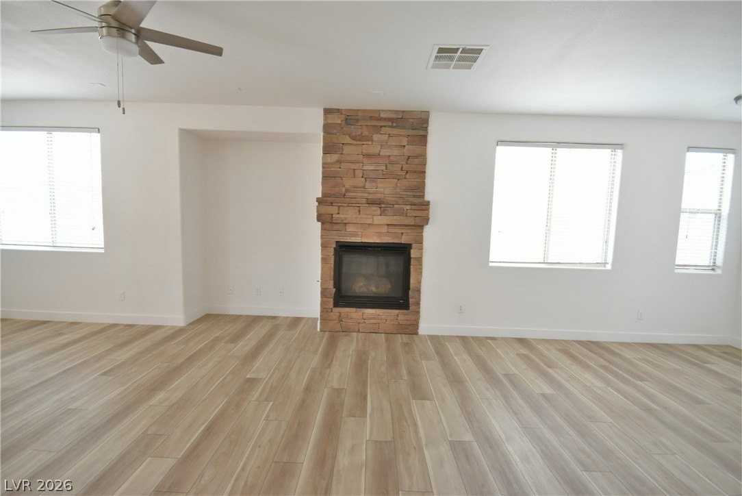 681 Summit Valley Ln - Photo 5 of 32