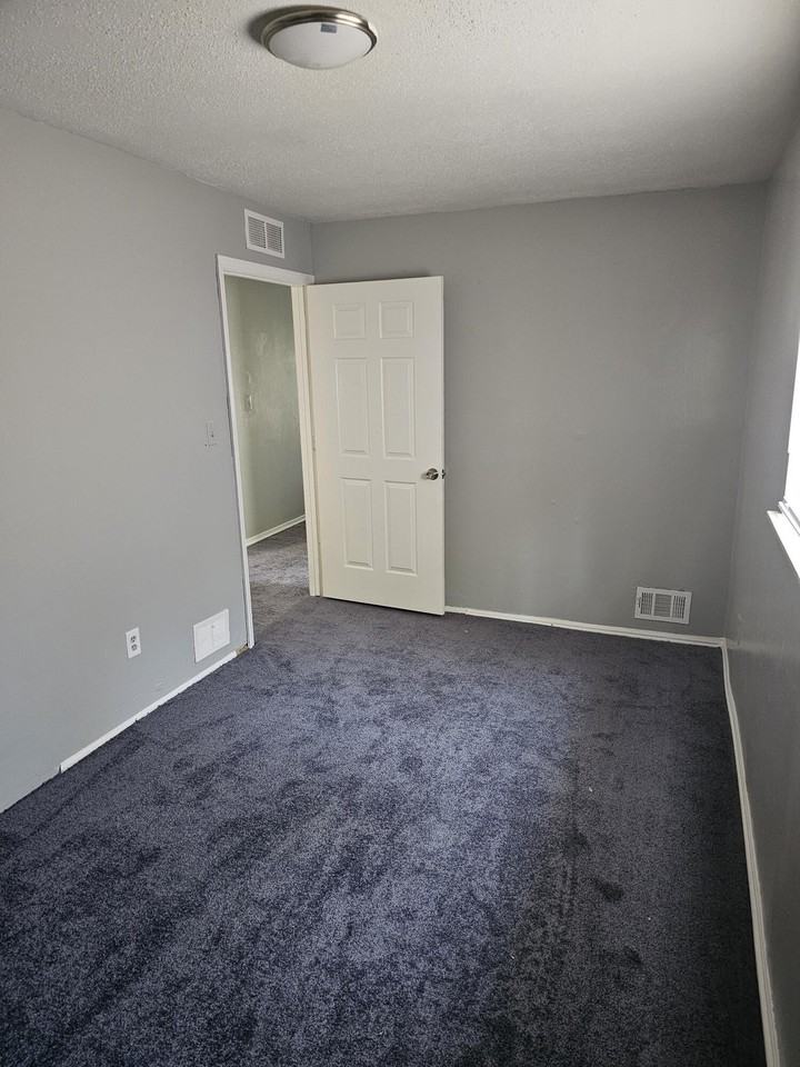 18331 Burgess - Photo 5 of 12