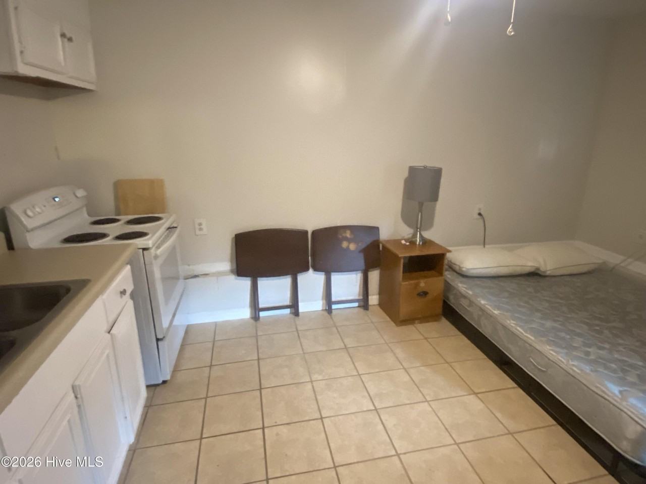 2042 Fernwood Cir #B - Photo 6 of 9