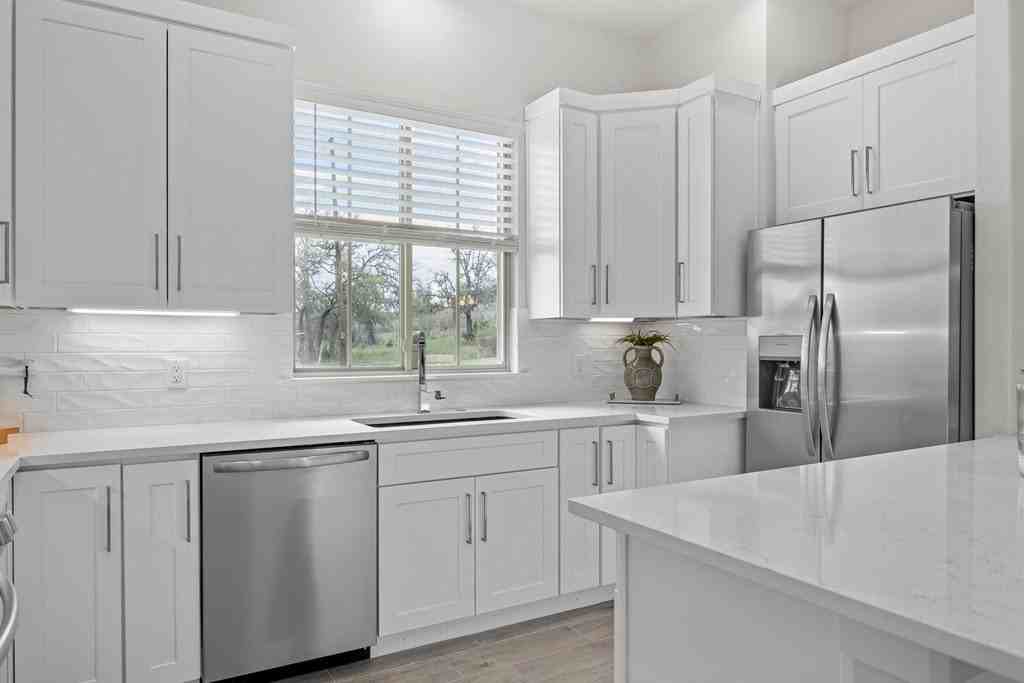 3200 Pinnacle Club Dr Unit 21 - Photo 4 of 5
