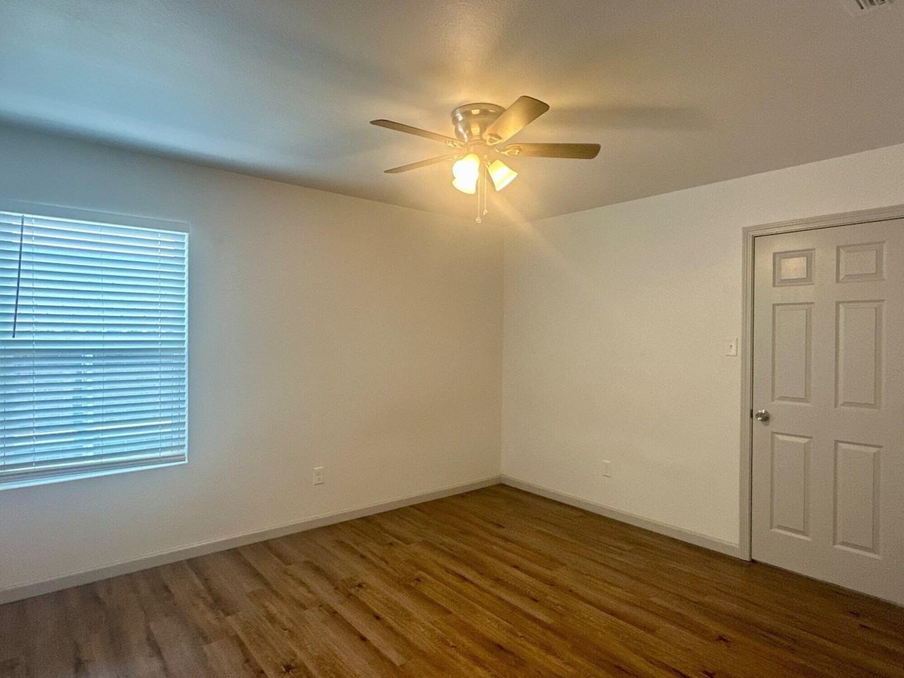 4506 Avenue T #A - Photo 7 of 15