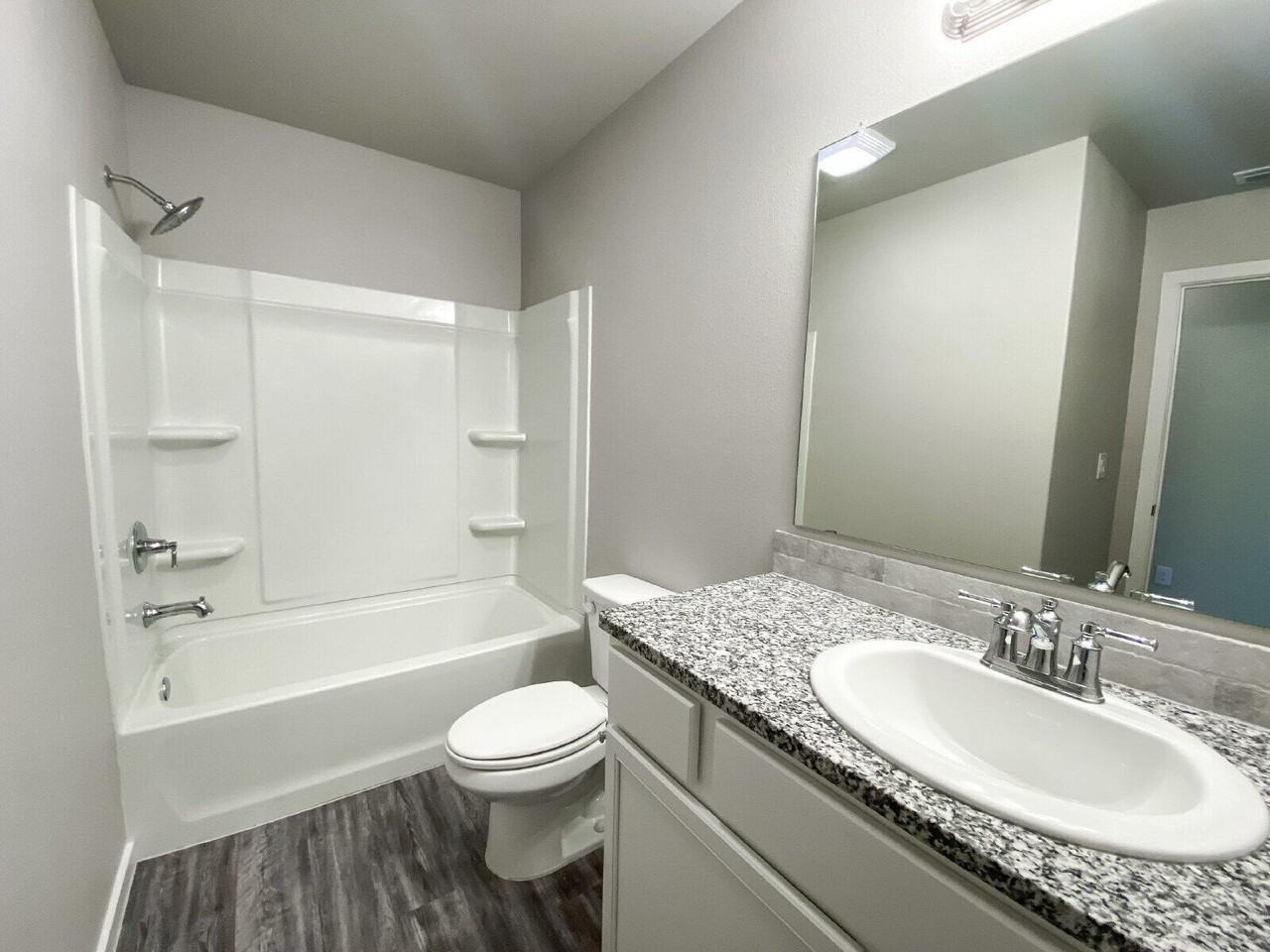 1905 Langford Ave #B - Photo 6 of 9