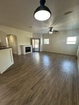 6109 73rd St #A - Photo 3 of 19