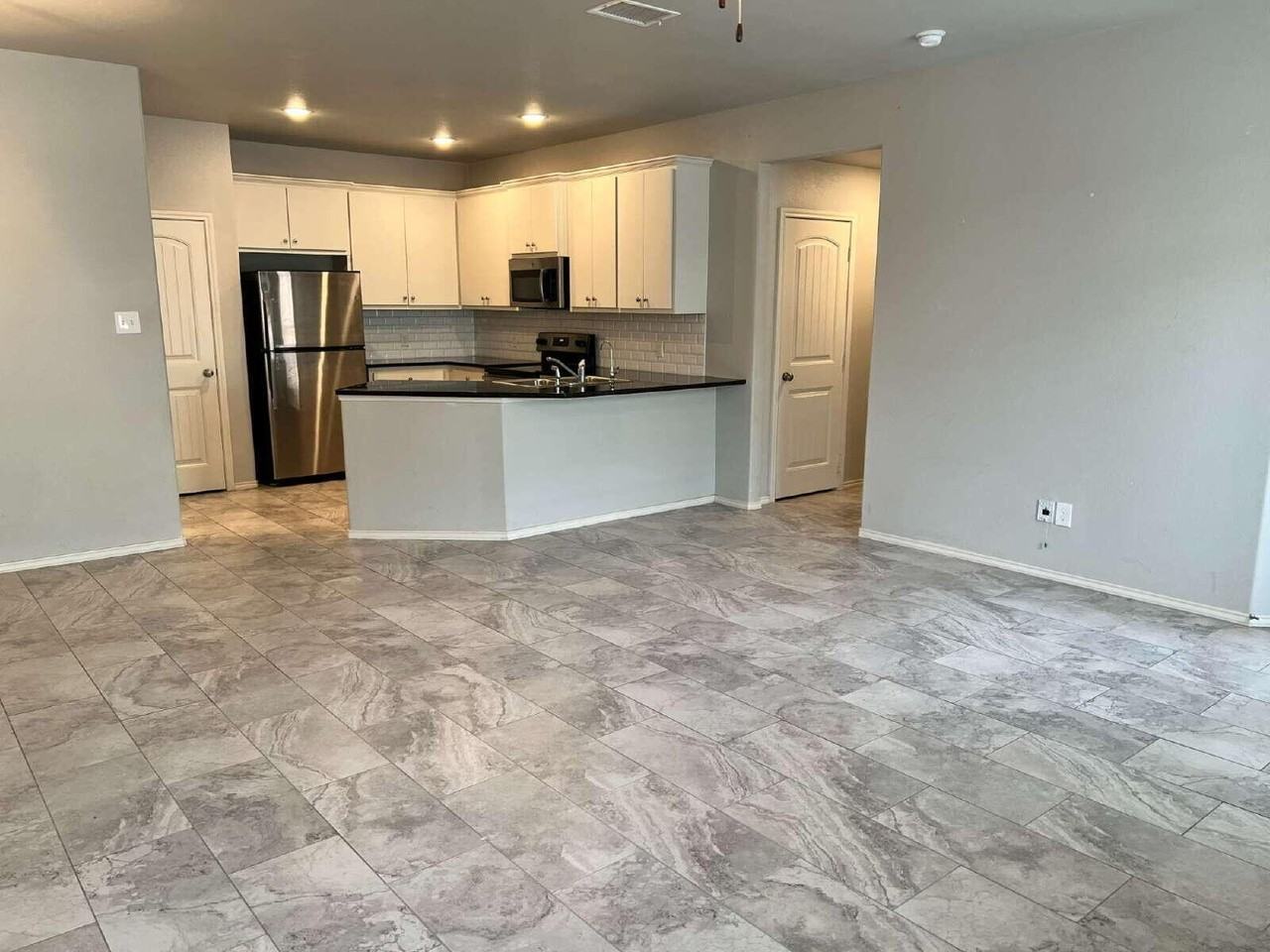 11908 Evanston Ave #1 - Photo 4 of 16