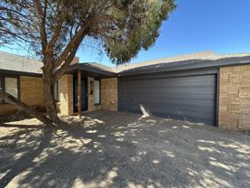 6806 4th St #B - Photo 1 of 1