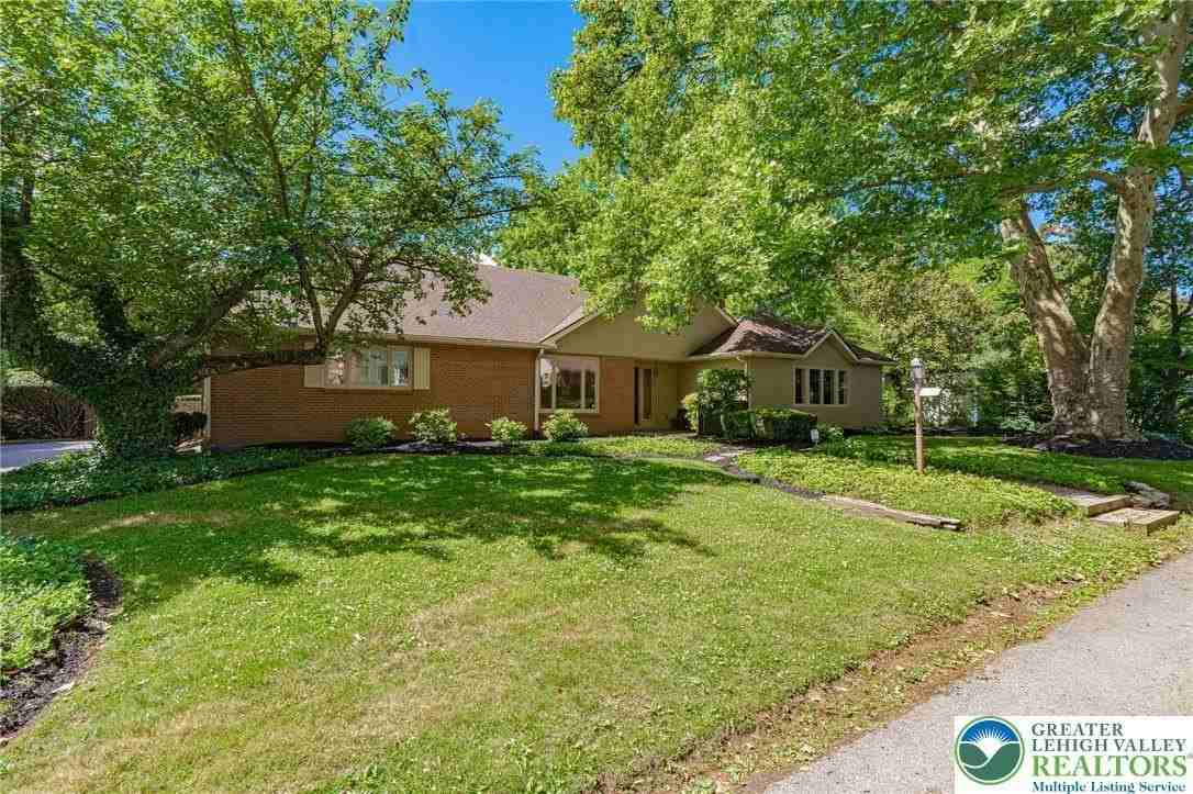 3608 W Highland St - Photo 2 of 50