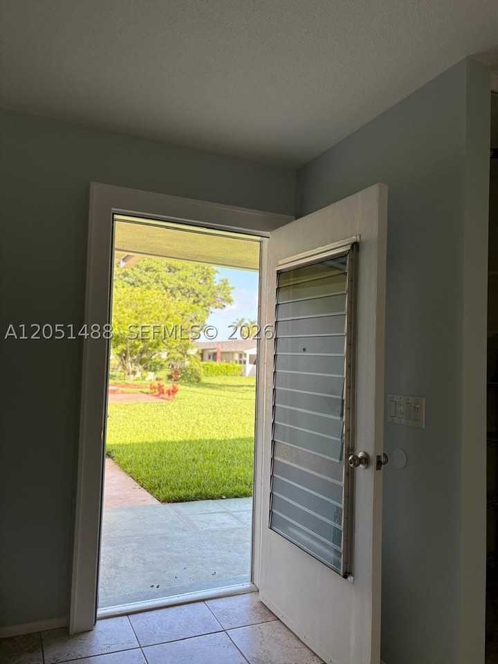 2630 Barkley Dr E #H - Photo 2 of 25