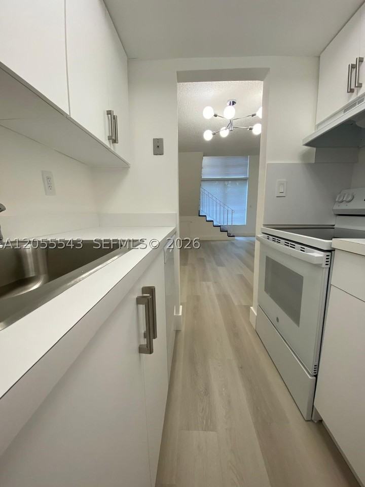 10901 Sw 88th St #210 - Photo 7 of 24