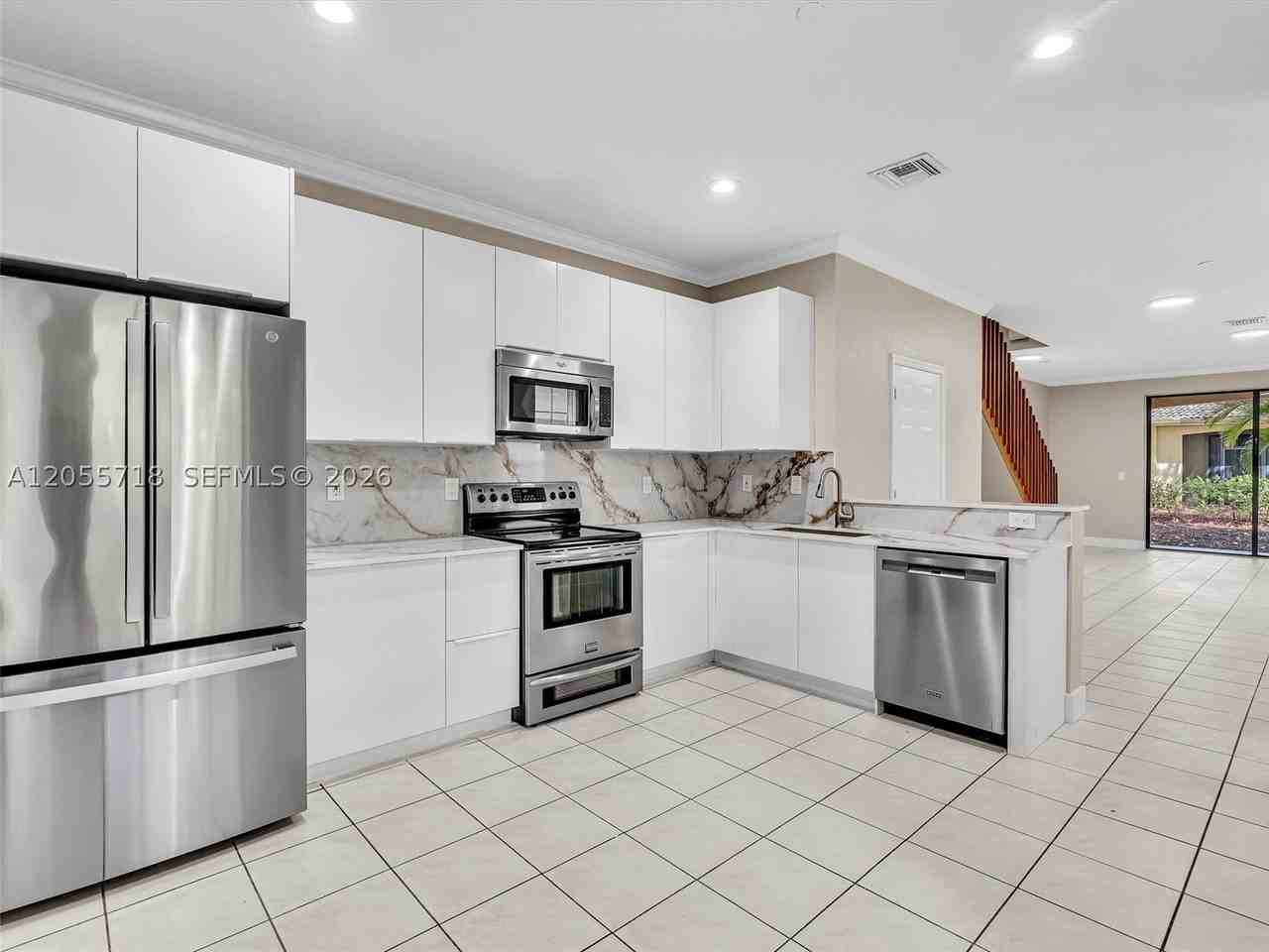 4283 Vineyard Cir #4283 - Photo 5 of 50