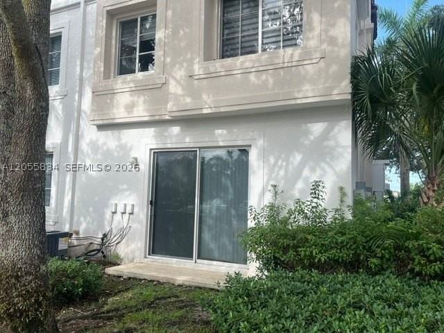 5030 Sw 126th Ave #201 - Photo 4 of 48