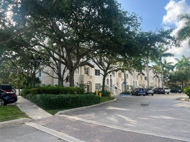 5030 Sw 126th Ave #201 - Photo 2 of 48