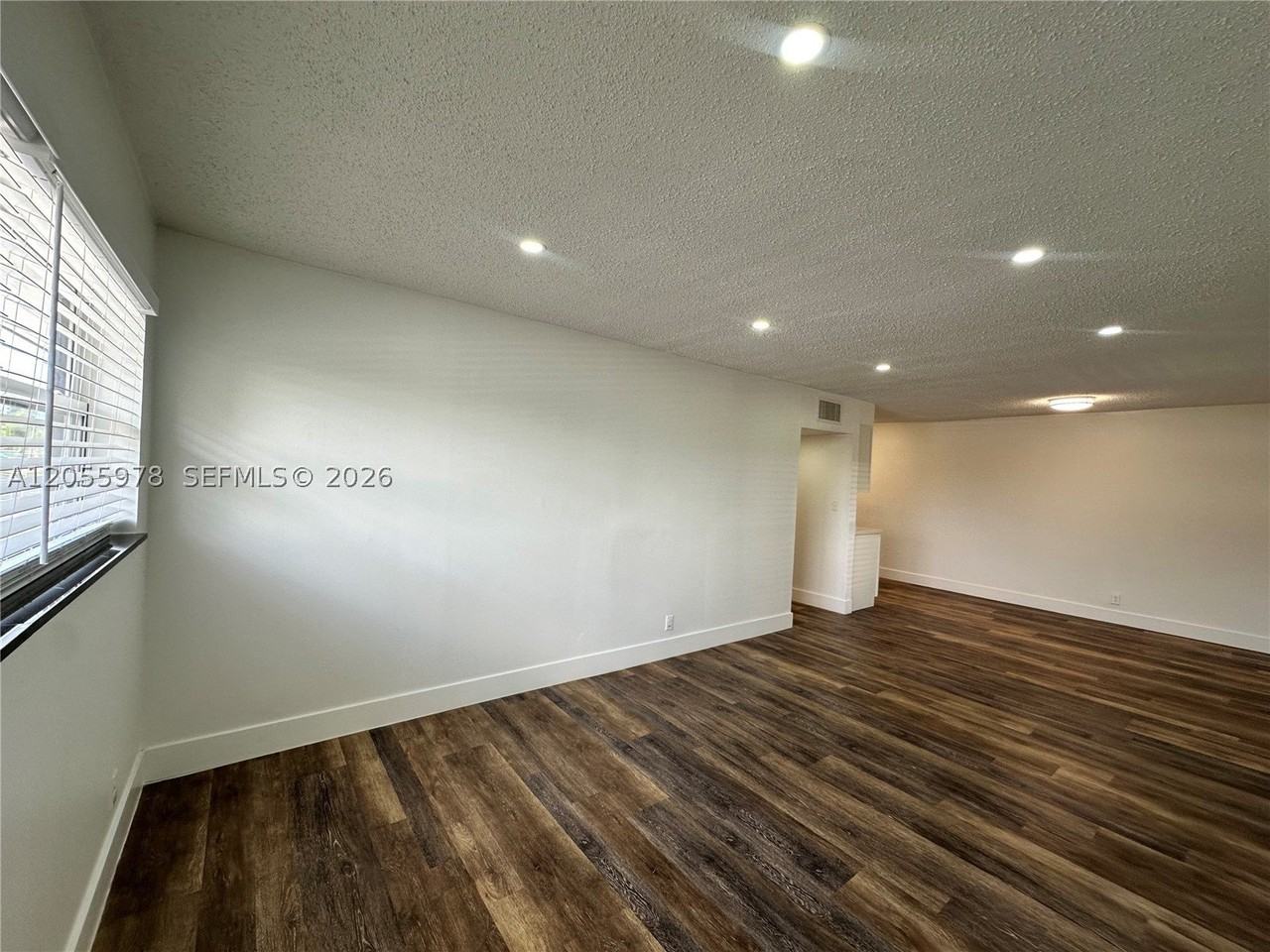 2500 Johnson St #11 - Photo 5 of 29