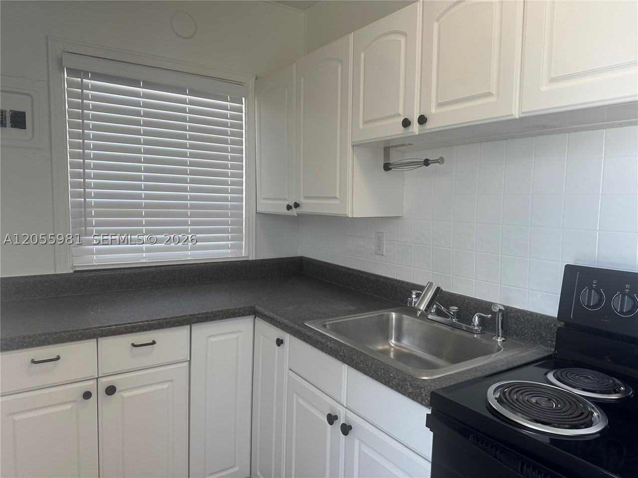 4249 Bougainvilla Dr #5 - Photo 3 of 22