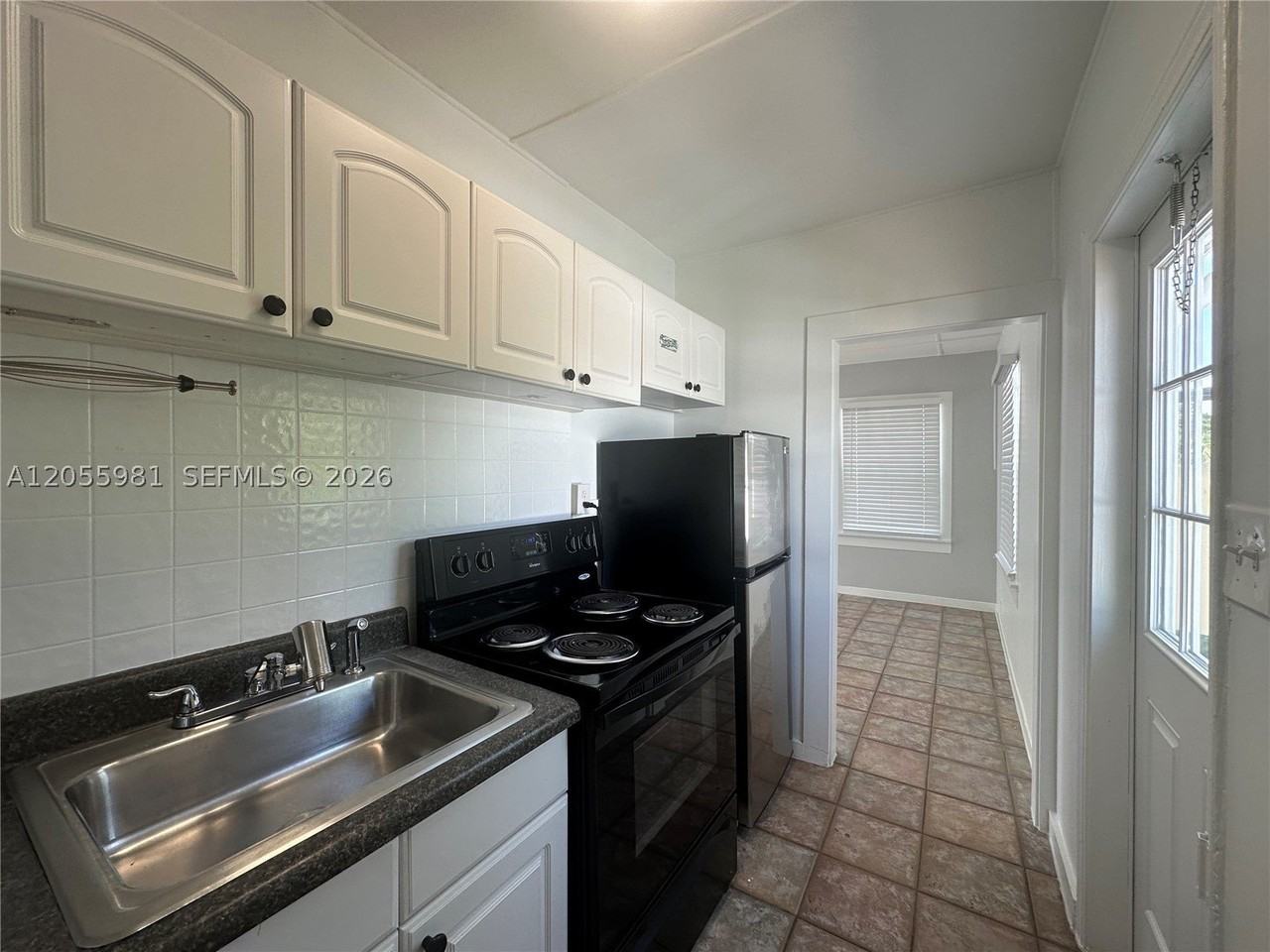 4249 Bougainvilla Dr #5 - Photo 4 of 22