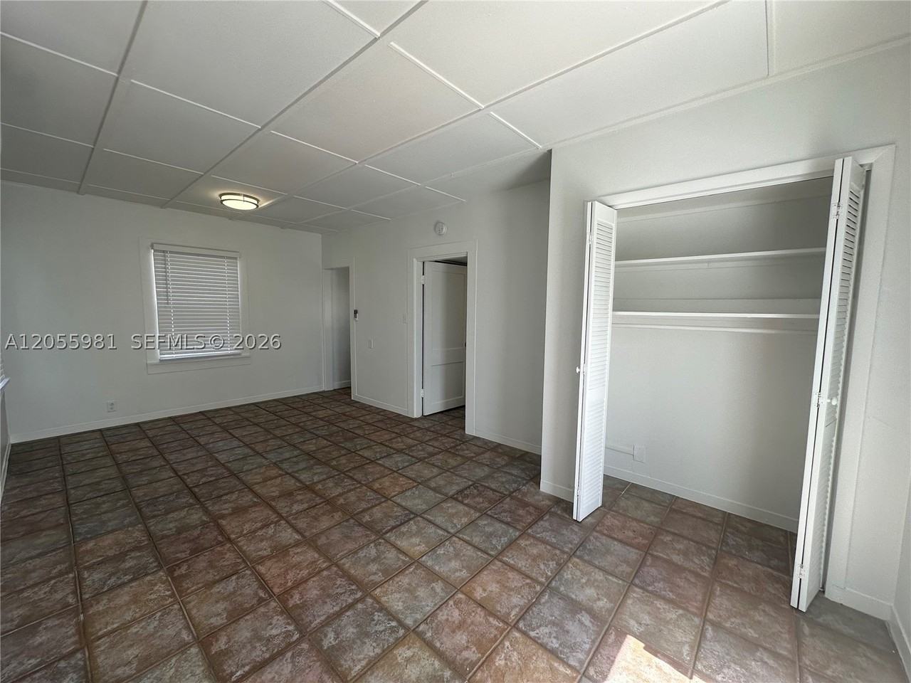 4249 Bougainvilla Dr #5 - Photo 7 of 22