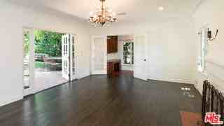 231 23rd St - Photo 5 of 8
