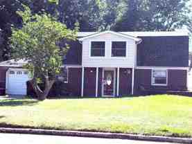 8 College Dr - Photo 1 of 1